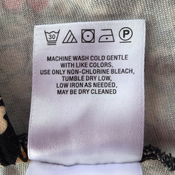 Anthropologie Maeve Ditzy Floral Pasture Wrap Top NEW - Picture 10 of 10